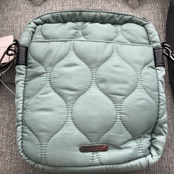 Danskin Women Blake Quilted Crossbody Bag 23 H x 20 L x 6 W cm, Green - Picture 3 of 10